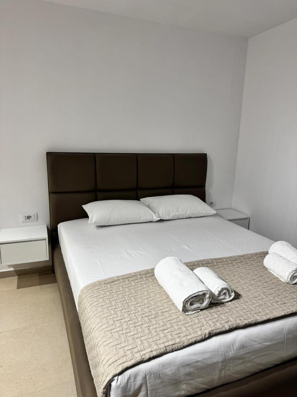 Studio Taraj Ksamil Kültér fotó